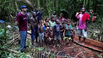 Visiting the Tribe that EATS HUMANS (Papua Island)