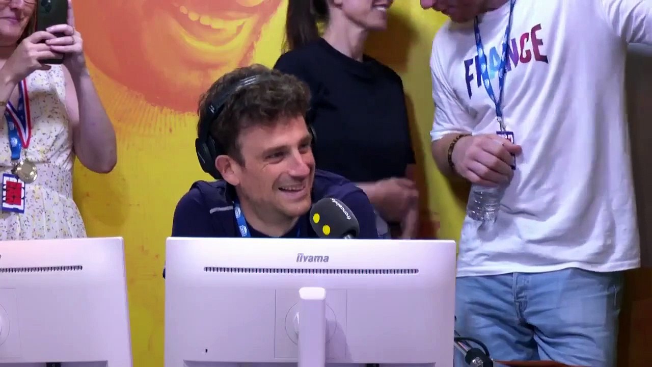 "Je le prends en plein tronche..." : Léon Marchand se lâche sur sa nouvelle célébrité depuis les de JO de Paris 2024