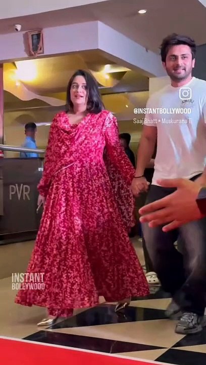 Dipika Kakkar and Shoaib Ibrahim light up the event with their adorable chemistry.