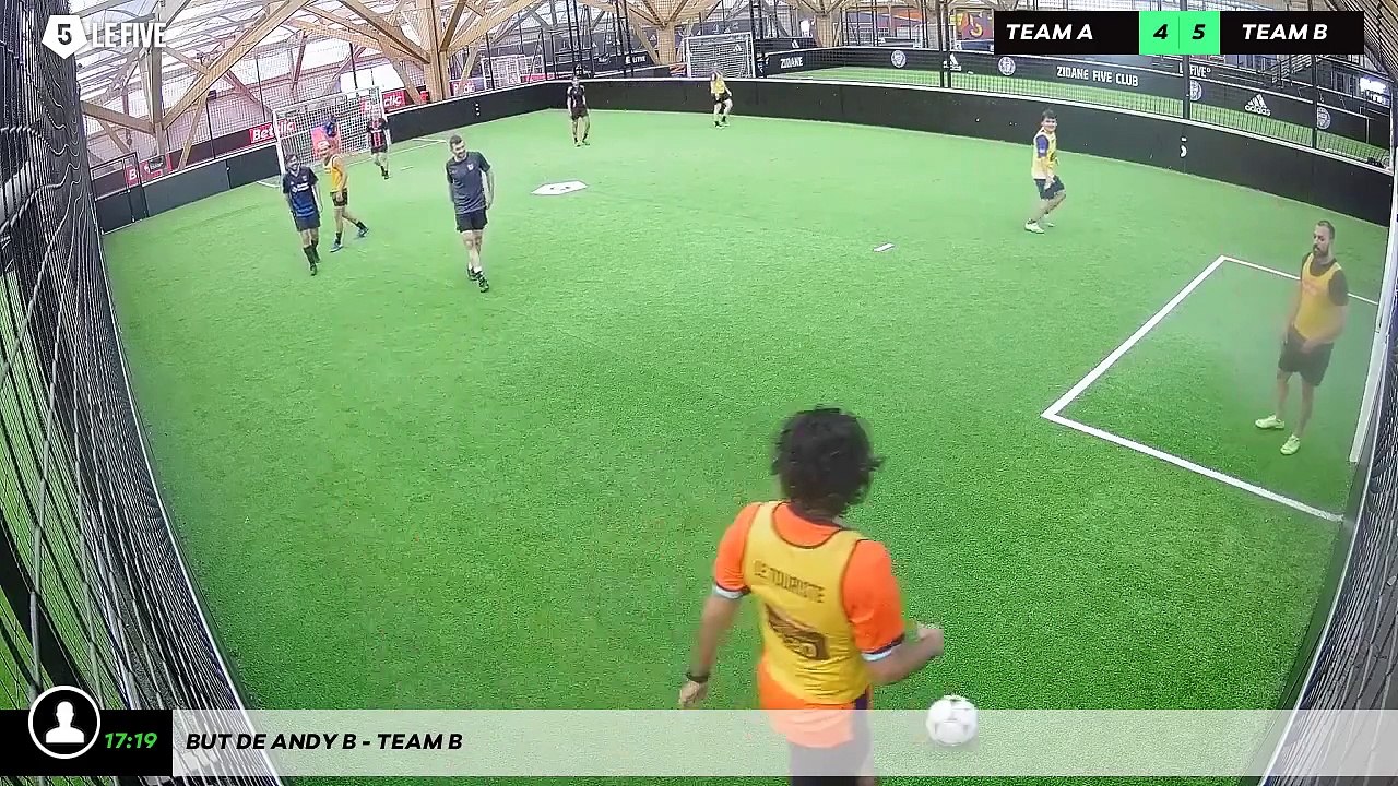 But de Andy B - Team B