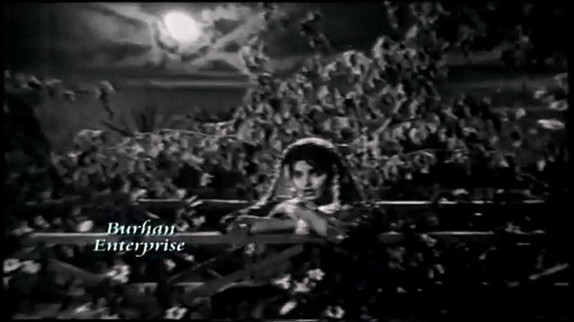 Pakistan punjabi movie song .Sanou nehar wale pul te Bula ke hurry mahi kithe reh gia -Noor Jahan