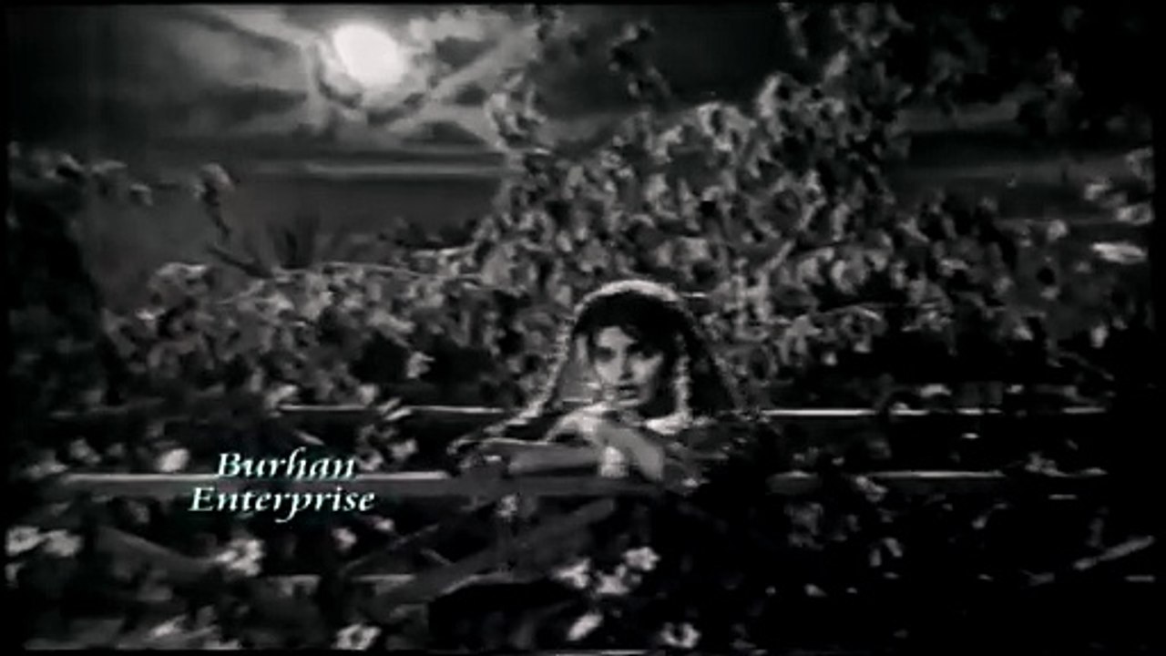 Pakistan punjabi movie song .Sanou nehar wale pul te Bula ke hurry mahi kithe reh gia  -Noor Jahan