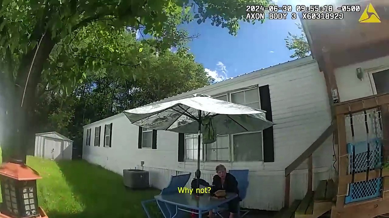 He Laughed at the Taser But Didn’t See the Pepper Spray Coming | Police Body Cam  | USA Police He Laughed at the Taser But Didn’t See the Pepper Spray Coming