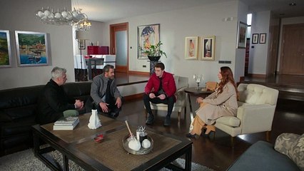 La verdad y la mentira se enfrentan Berk, atrapado entre las confesiones de Ayla y las contradicciones de Gokhan