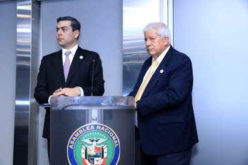 Comisión de Credenciales inicia sesión con varios retrasos