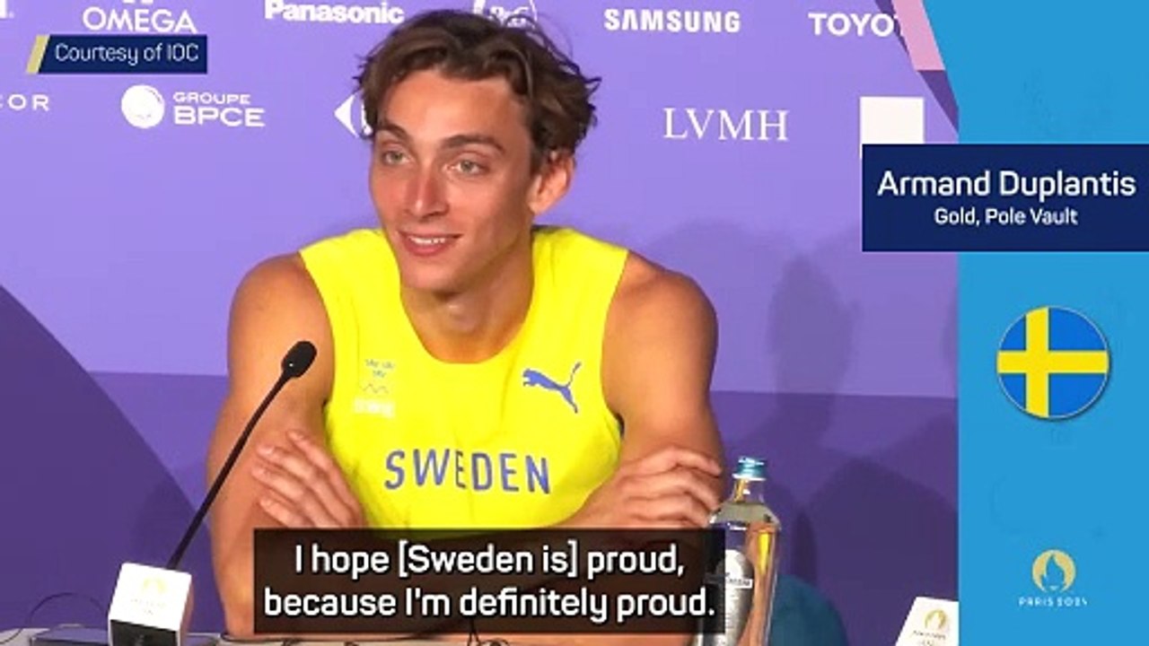 Duplantis 'proud' to take pole vault gold medal...