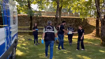 İzmit Körfezi'nde bulunan cesede ilişkin ekipler inceleme yapıyor