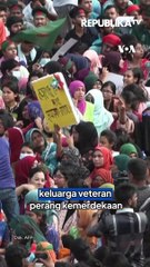 Bangladesh Memanas, PM Hasina Melarikan Diri