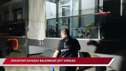 Скачать видео: Sokakta kavga çıktı, balkondaki çift vuruldu