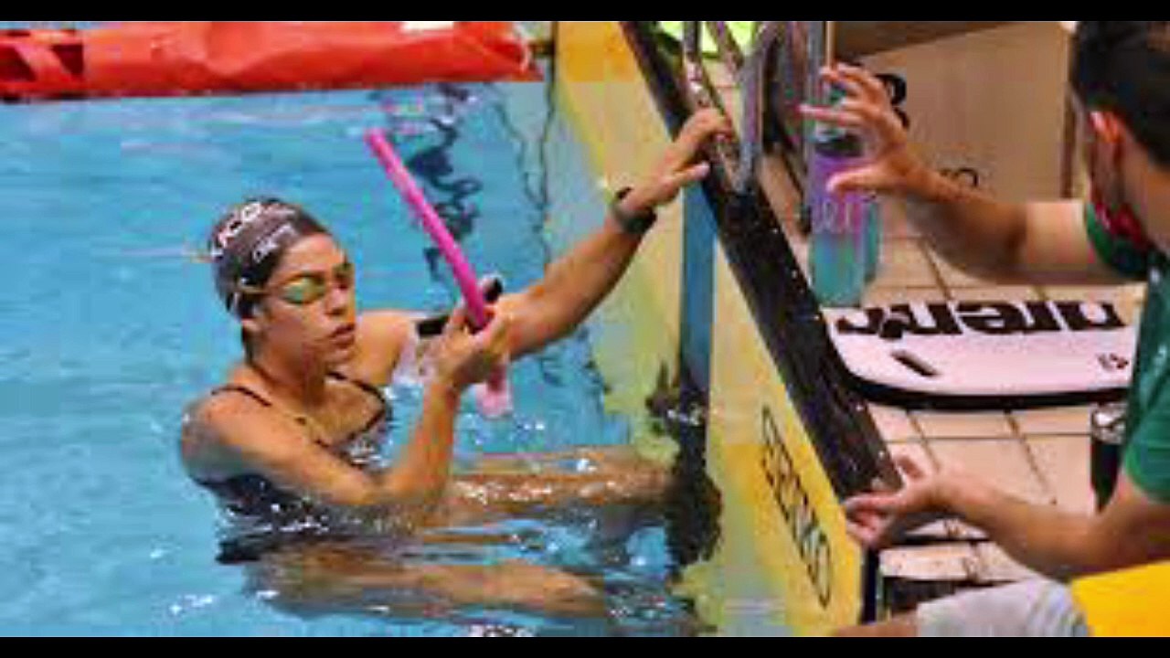 【パリ五輪】パラグアイの女性水泳選手が2024年オリンピック村から追い出される Luana Alonso