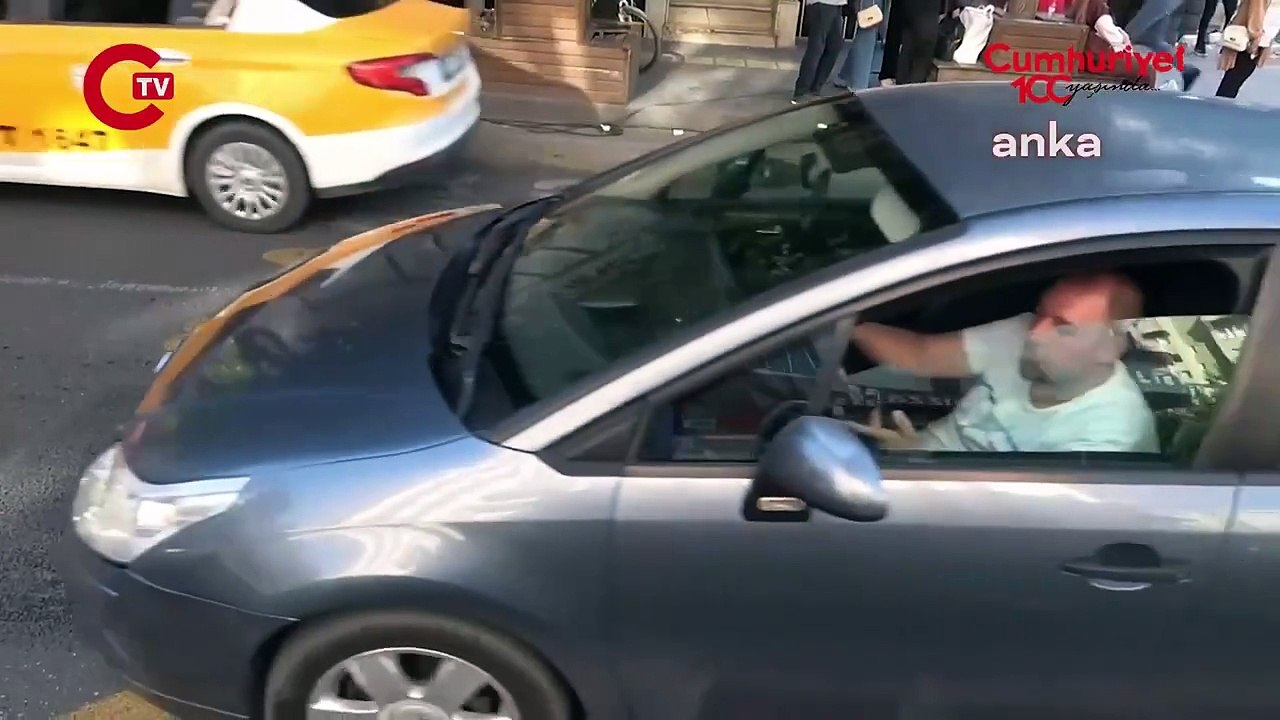 Kürtçe trafik uyarıları valilik emriyle bir kez daha silindi