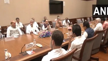 भारतीयों को लेकर मोदी सरकार अलर्ट, बांग्लादेश की स्थिति पर हुई सर्वदलीय बैठक