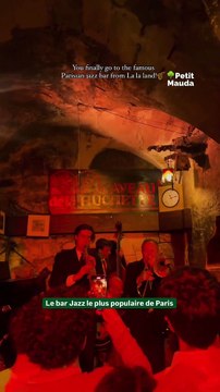 Une expérience 10/10 ✨avec @vie_enfrance Caveau de la Huchette, Paris De quoi passer une soirée inoubliable. Nos recommandations et bons plans sont à retrouver sur notre lien en bio @petitmauda Crédit : @vie_enfrance #petitmauda #media #evenement