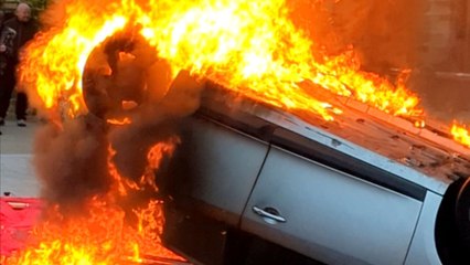 Sunderland Chaos: Far-Right protesters engage in tense stand-off with riot police