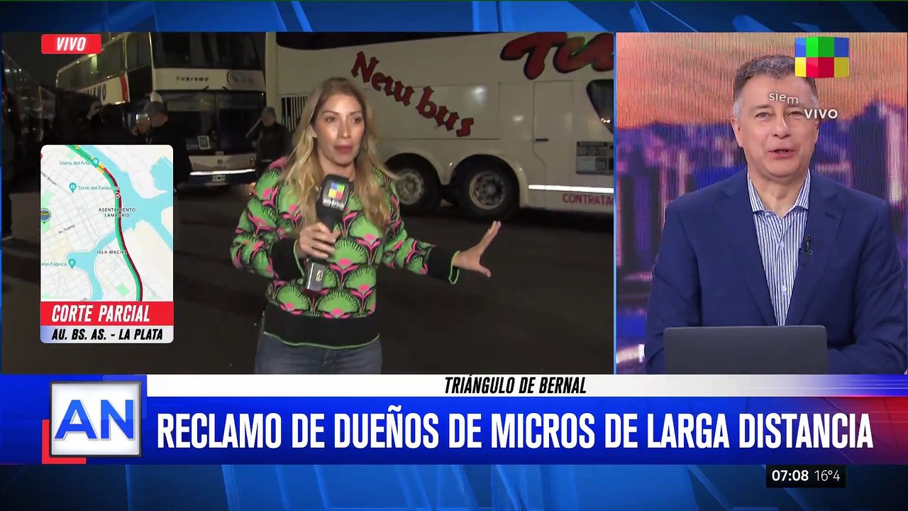  Protesta de dueños de micros de larga distancia
