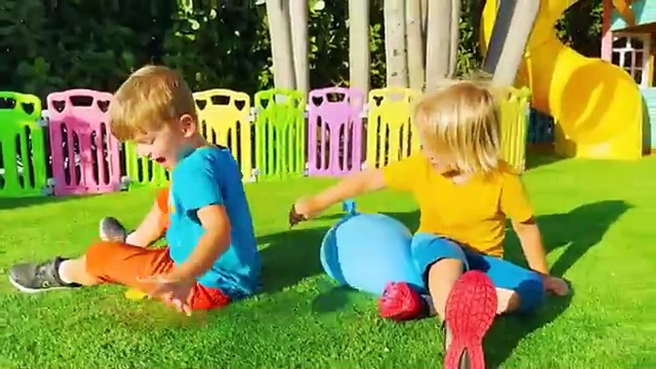 kids play the games and learning the english dailogs