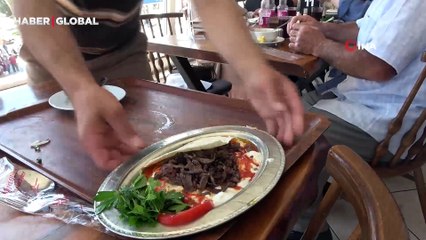 Bursa'nın İskender'ine rakip Bayburt'tan çıktı: Mantılı döner