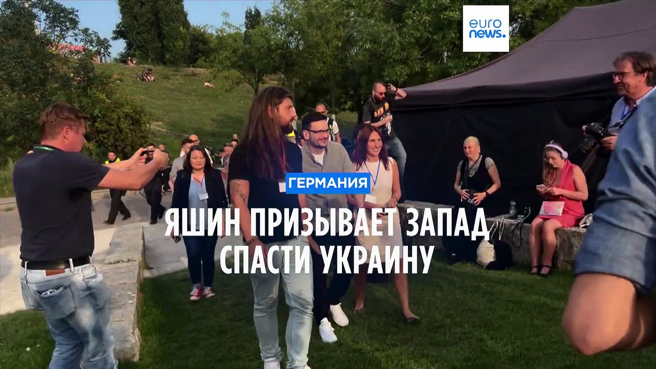 Илья Яшин призвал Запад спасти Украину и таким образом помочь свободной России