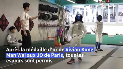 A Hong-Kong, la "reine de l'épée" Vivian Kong inspire la jeune génération d'escrimeurs