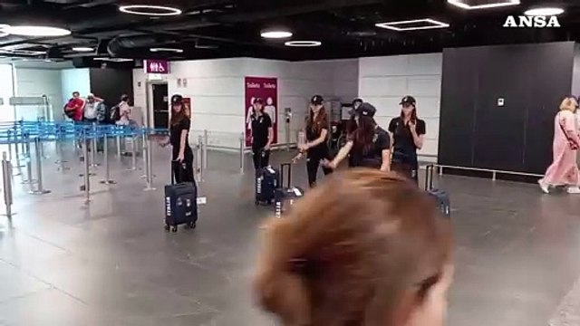 Parigi 2024, uno show delle Farfalle a Fiumicino prima del volo