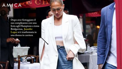 Jennifer Lopez, i look da copiare per gli ultimi giorni in ufficio