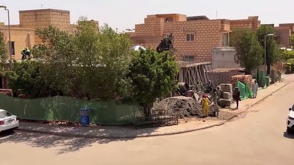 Fans Ne Logon Ki Gari Tor Di  _ Uncle Ko Gussa Aa Geya (720P_HD)