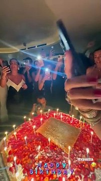 Κωνσταντίνα Σπυροπούλου: Σε λαμπερό πάρτι στις Κάννες,ένα μήνα μετά τη γέννηση του δεύτερου γιου της