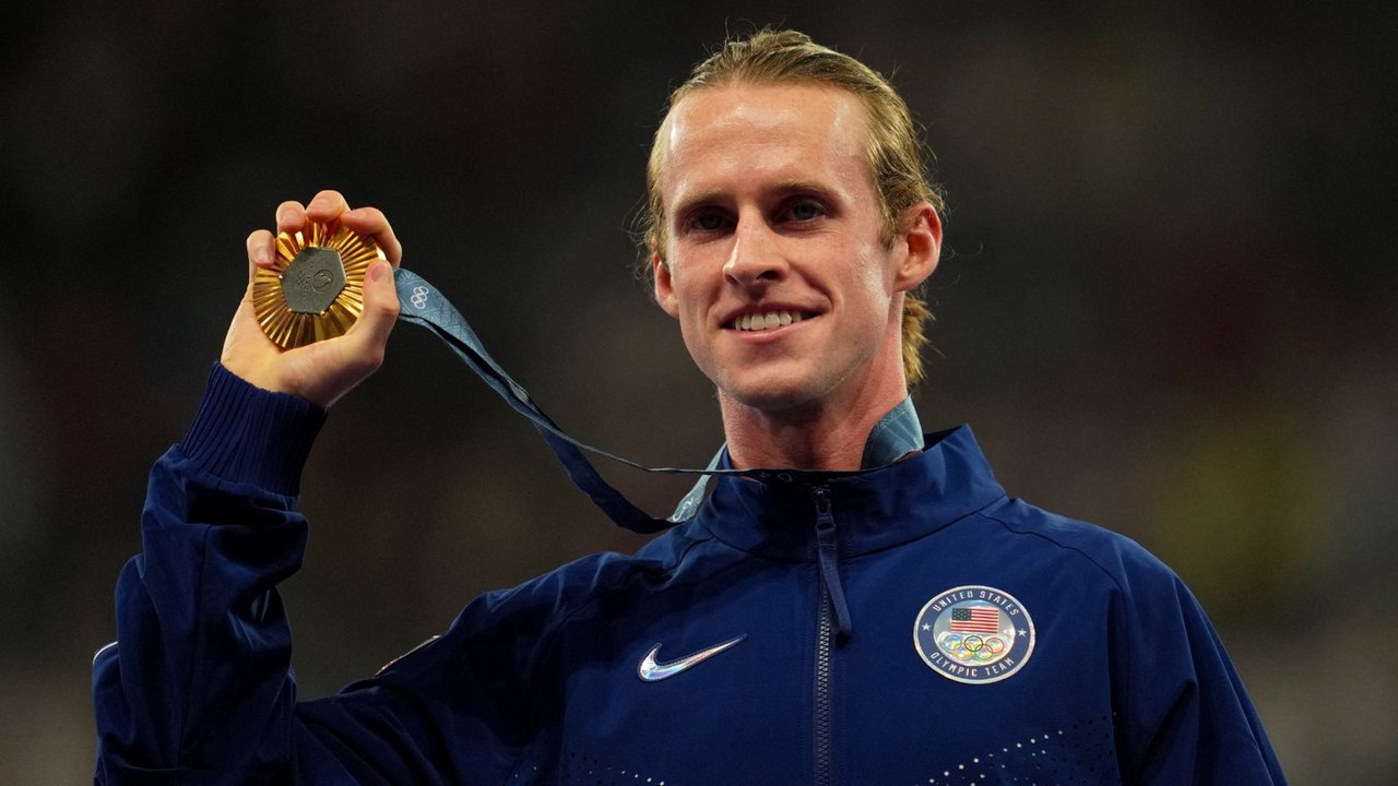 Medal Alert - Cole Hocker claims men's 1500m gold