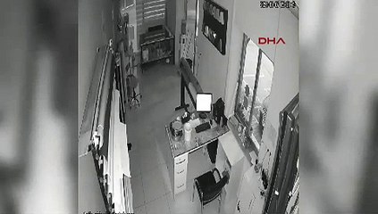 Adana'da yarım saat içinde art arda 4 deprem