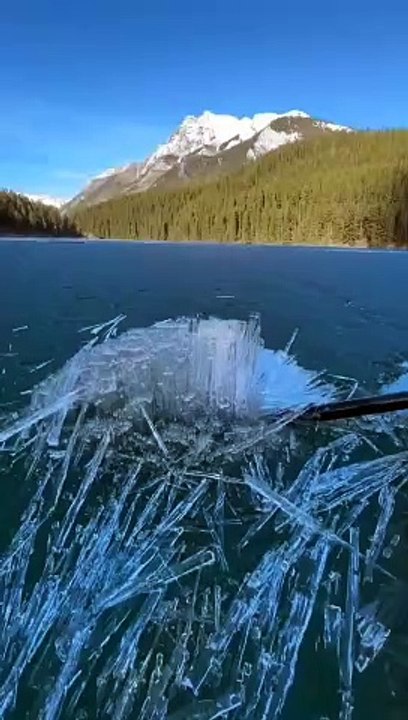 Rotten ice looks so amazing