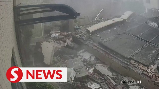 Building collapses due to suspected gas explosion in Guangdong, at least 3 dead