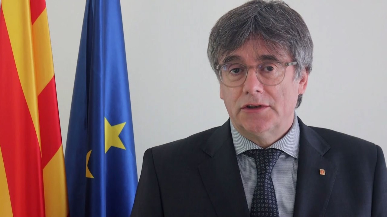 Puigdemont anuncia su "viaje de retorno del exilio" para intentar asistir al pleno de investidura de Salvador Illa