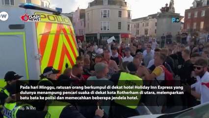 Perusuh Sayap Kanan Serang Hotel Pencari Suaka