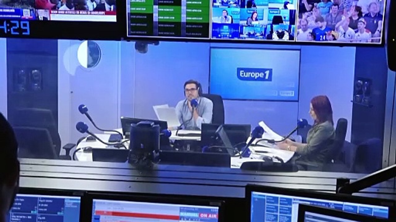 «Ça fait vraiment du bien» : à Paris, l'euphorie des JO gagne aussi les rangs de la police