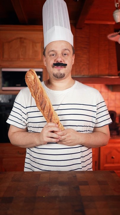 Sandwich français au jambon, beurre et emmental