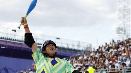 Augusto Akio é bronze no skate park