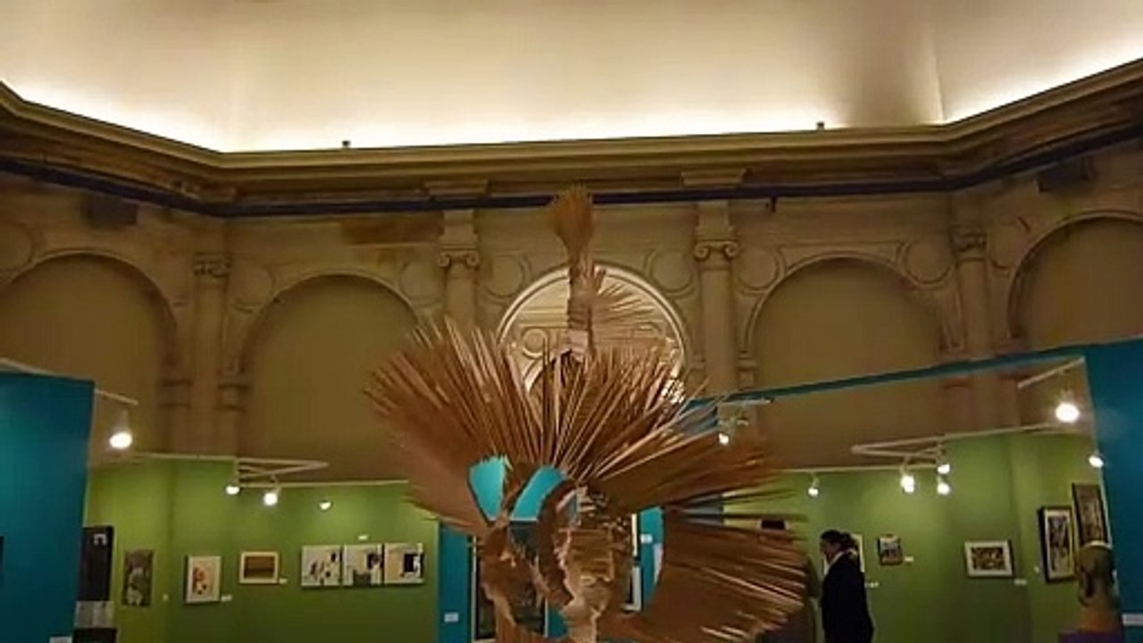 Exposition au salon de la Mairie de Paris.