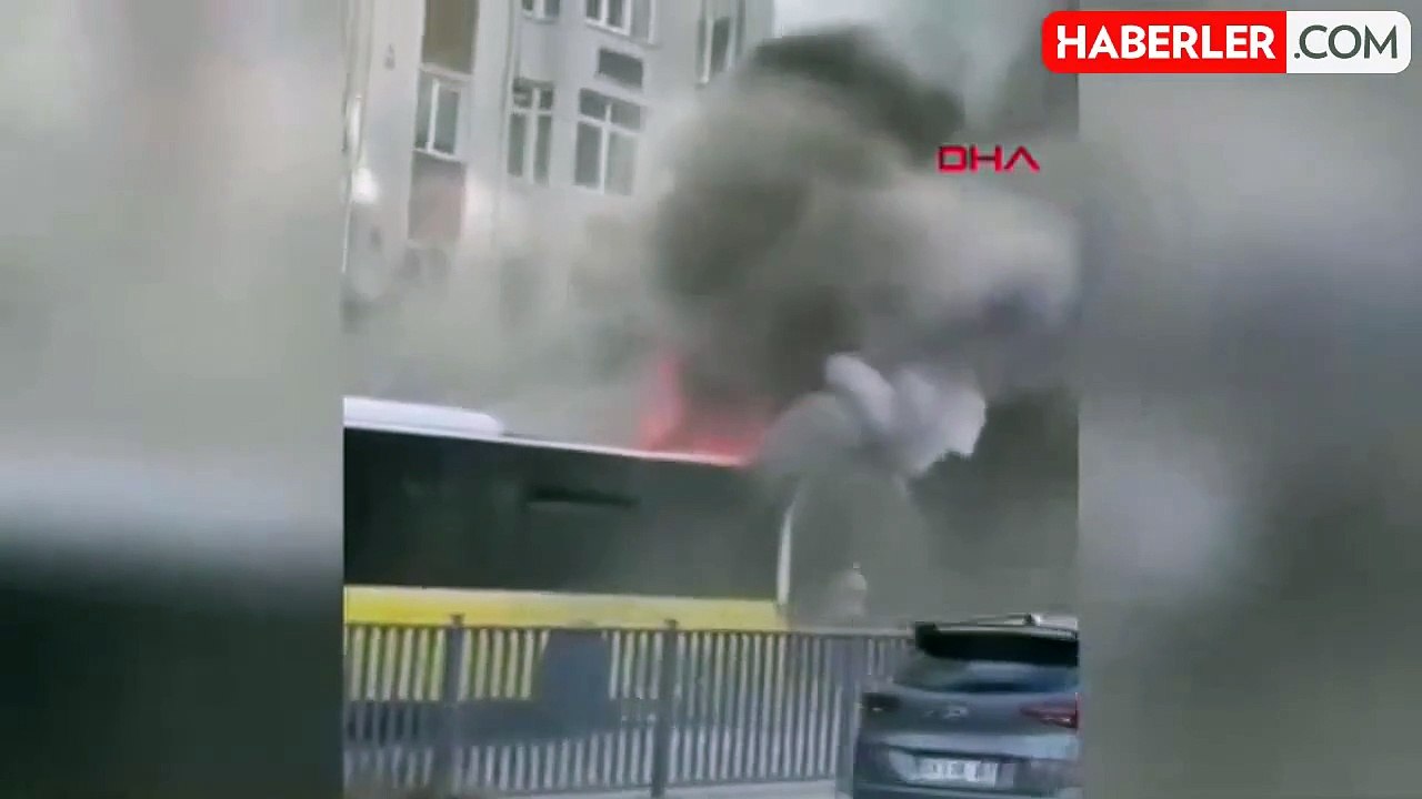 Esenyurt'ta İETT Otobüsünde Yangın Çıktı