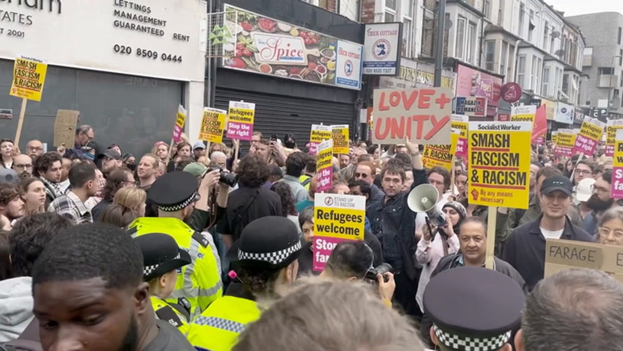 Huge anti-racism protest held in Walthamstow as thousands chant ‘We fight back’