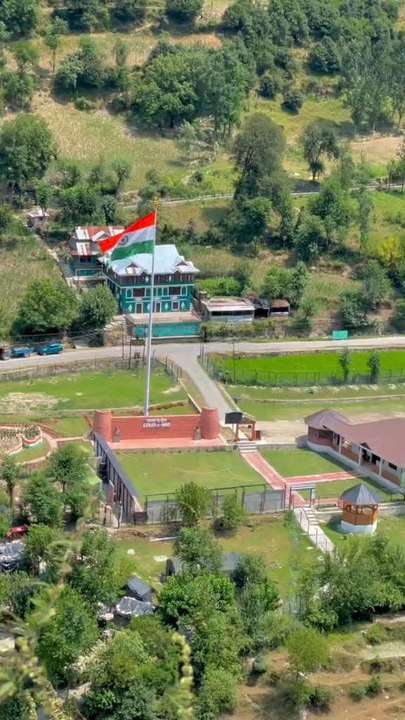 Beautiful place in world #explore #nature #travling #travel #neelumvalleyajk #shortes #viralshortes