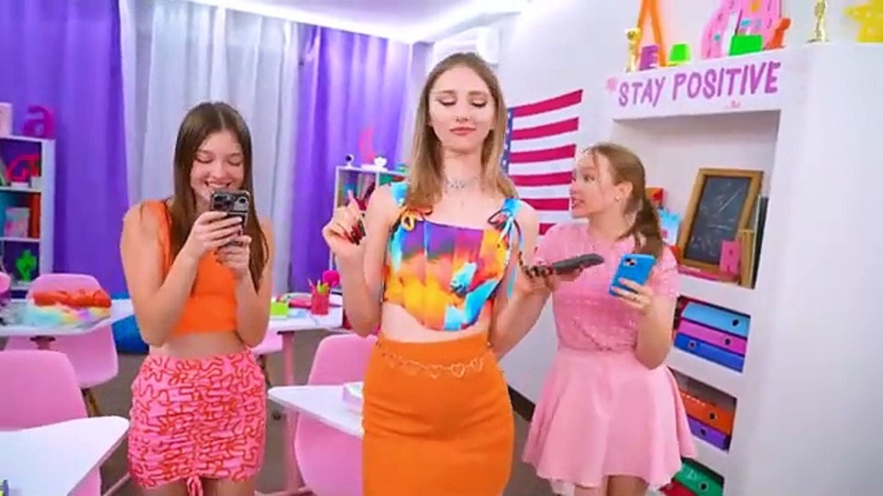 स्कूल में पॉपुलर कैसे बनें! मतलबी लड़के की गर्लफ्रेंड कौन होगी.