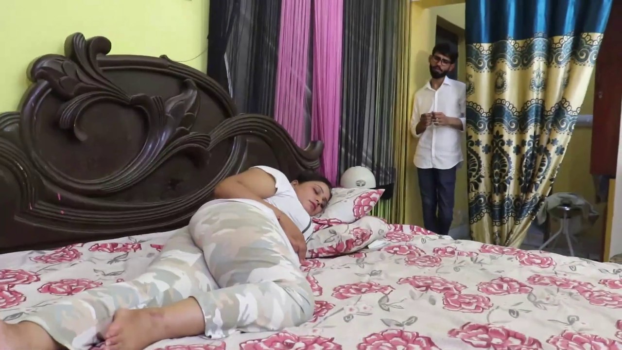 Hot scene In sleeping dress_ New Hindi Short film _ New hindi Love Story 2024