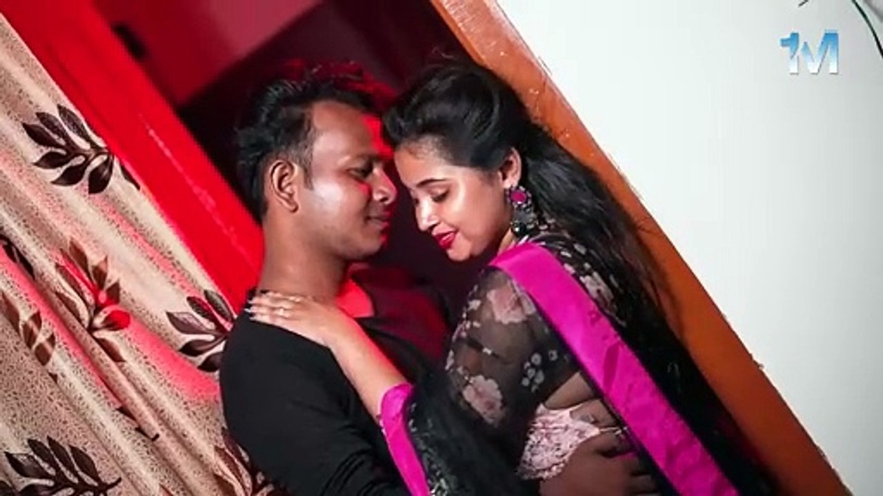 Lesbian Romantic Love Story Movie Hindi Song Ft. Priyanka & Barsha 1MViews