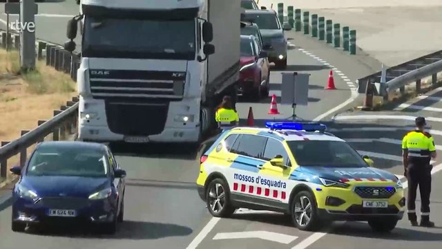 Los Mossos realizan controles en las salidas de Barcelona