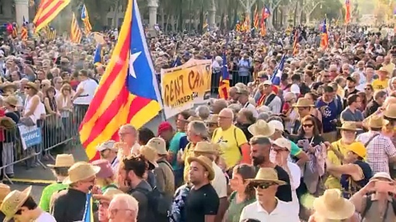 Puigdemont, a su regreso a Barcelona: "He venido aquí para recordarles que aún estamos aquí"