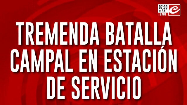Tremenda batalla campal dentro de una estación de servicio