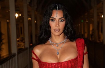 Kim Kardashian evine girmek isteyen adama uzaklaştırma emri talep etti