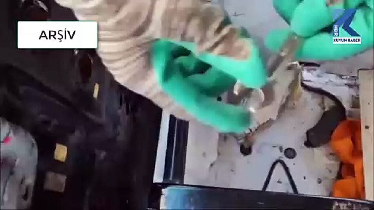Vanda Uygulama Yapan Polisler 40 Kiloluk Kaçak Altın Ele Geçirdi