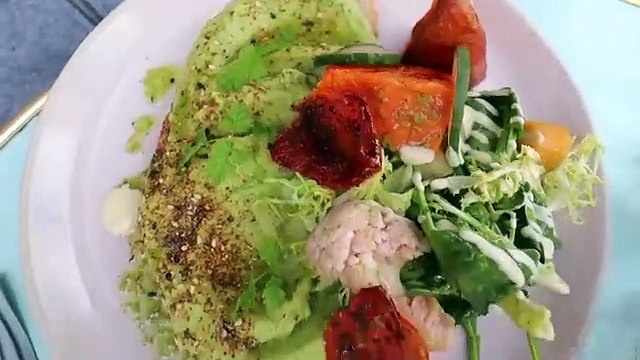 PARIS TRAVEL VLOG | Indian Girl Traveling Solo in Paris! #KikiInParis Ep 1