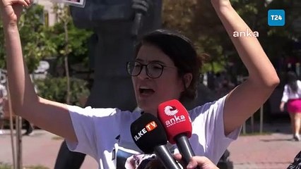 Depremzede Döne Kaya'dan Madenci Anıtı önünde oturma eylemi: Ben sadece 65 kişi için değil, ölen 53 bin insan için adalet arıyorum